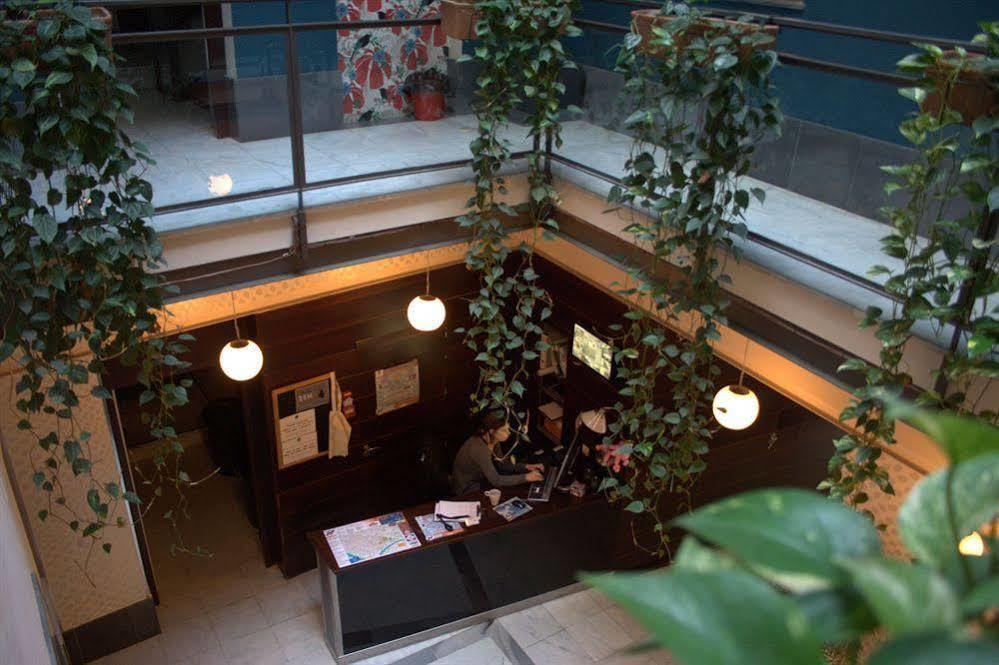 Joy Setas Coworking Hostel Seville Exterior photo