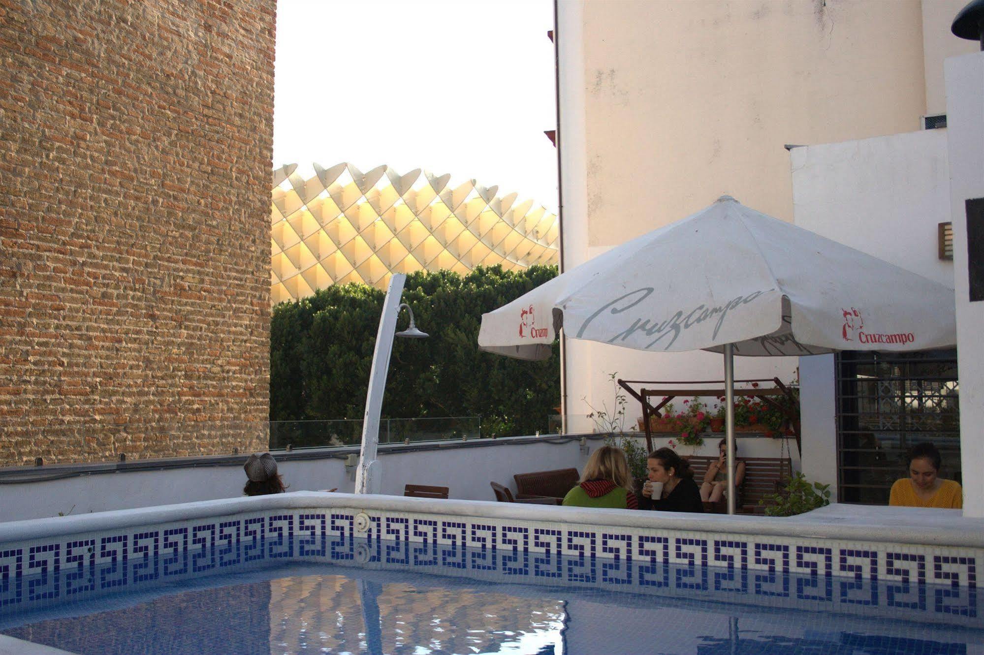 Joy Setas Coworking Hostel Seville Exterior photo